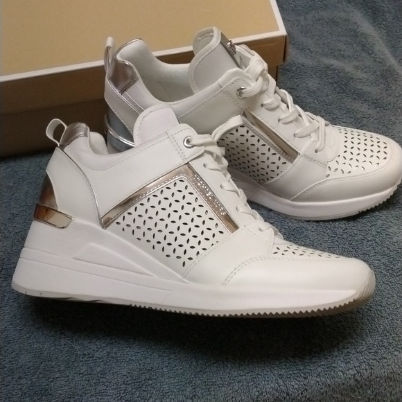 NWT MICHAEL Michael Kors Georgie Leather Wedge Trainers - Picture 6 of 10